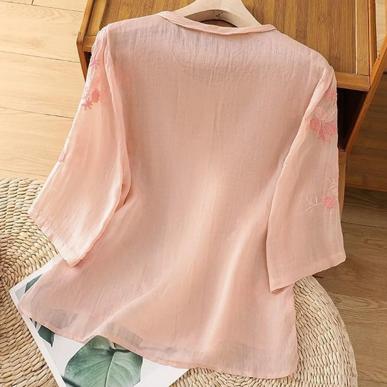 Linen Shirts for Women Crewneck Embroidery Blouse Boho Trendy Tops Short Sleeve Loose Fit Tunic Tops