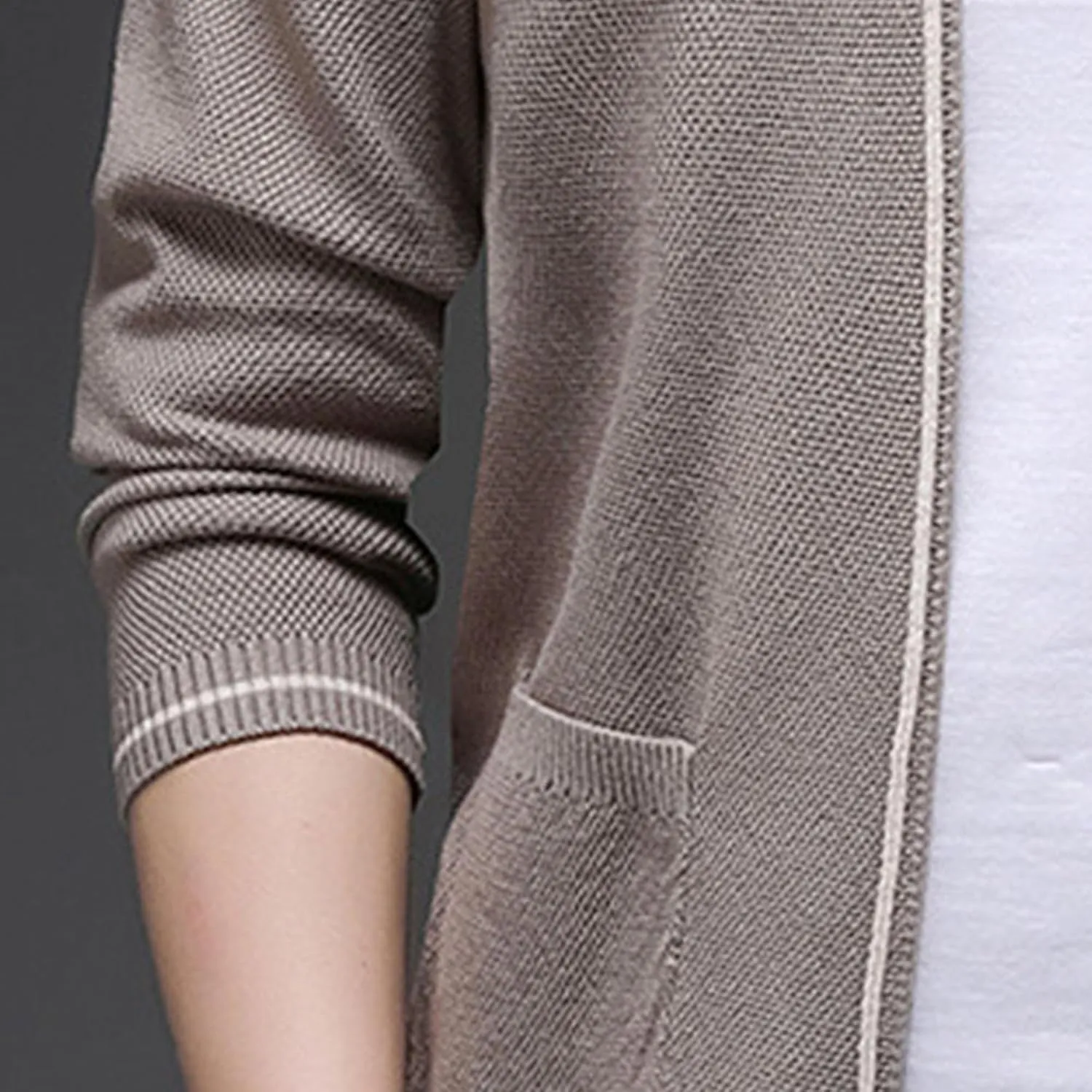 Men's Collar Knitted Cardigan Button Down Male Knits with Pockets Winter Long Sleeve Knit Cardigans