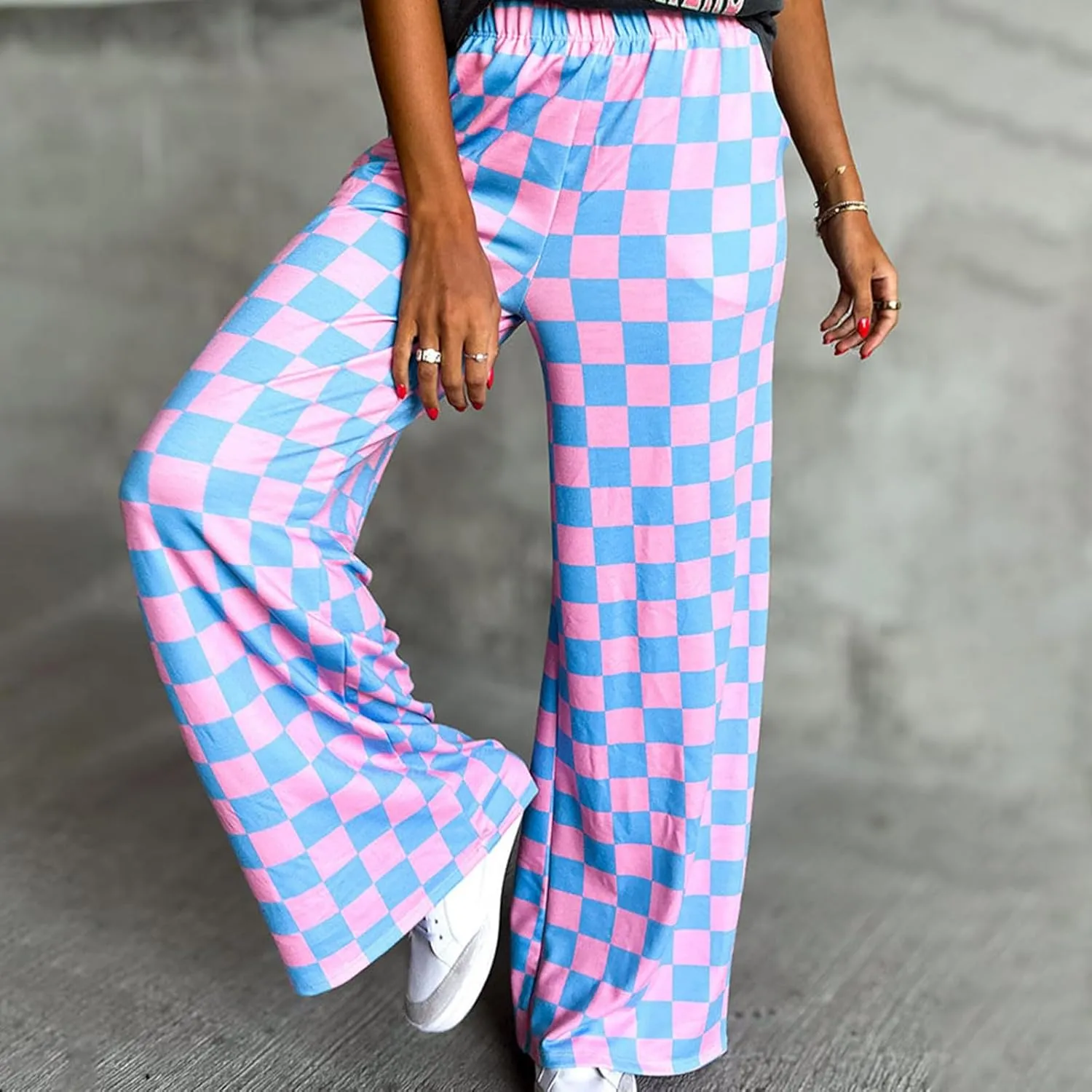 Women Aesthetic Checkered Pants Elastic Waist Straight Wide Leg Plaid Print Trousers Teen Girls Casual Loose Fit Sweatpants